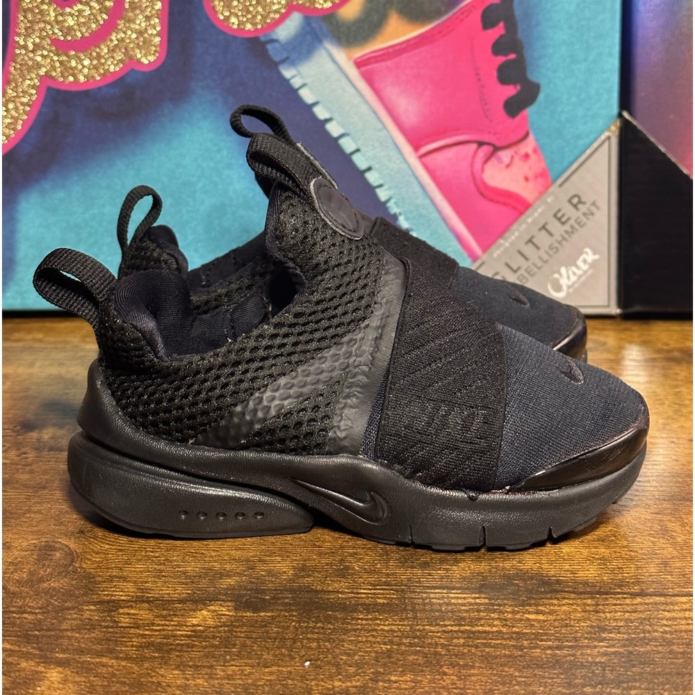 Nike Boy's Presto Extreme Toddler Shoe, Black/Black size 8c